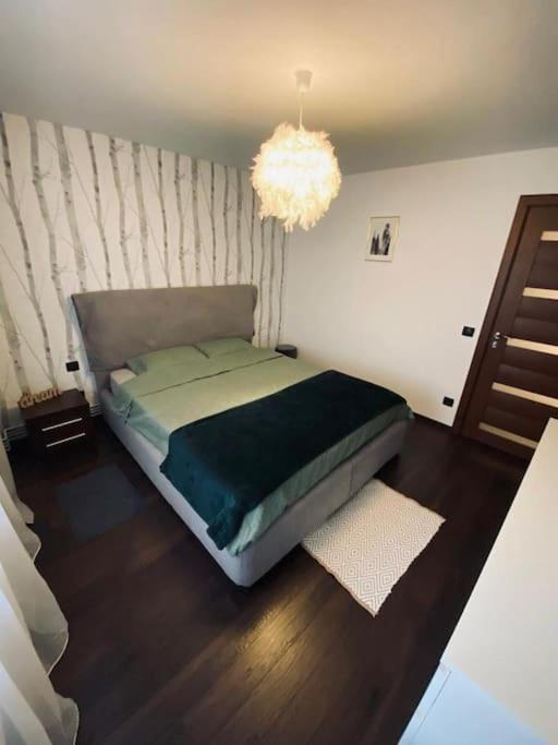Aparthotel City Center Targu Ocna Exterior photo
