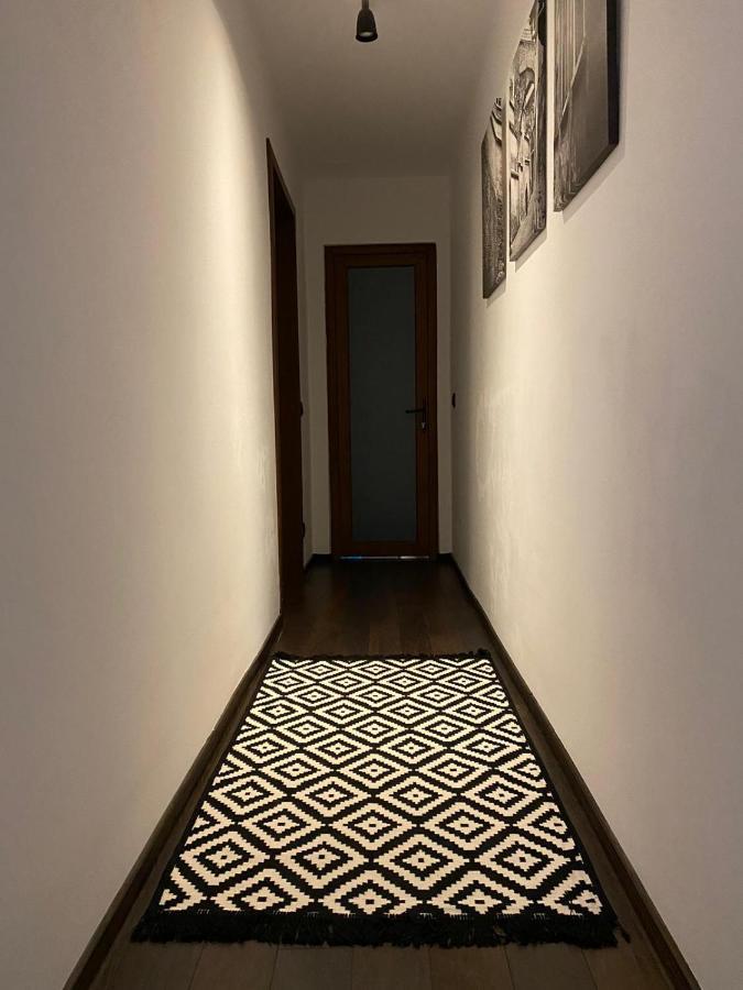 Aparthotel City Center Targu Ocna Exterior photo